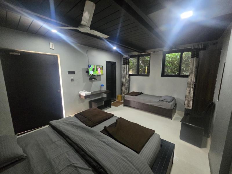 River View Resorts Srikalahasti Extérieur photo